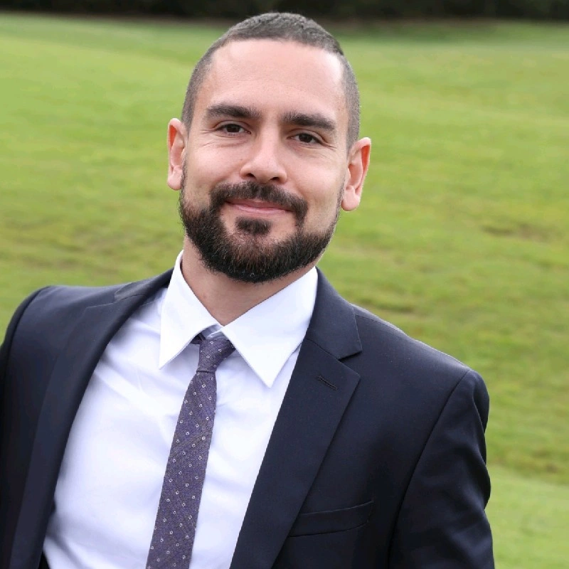 Kingsley Mitchell - Lead Software Engineer & AI Business Owner